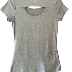 GAIAM Grey Short Sleeve Cut Out Tee-(size S)